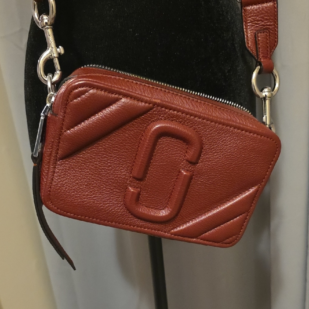Marc Jacobs Burgundy Leather Shoulder/Crossbody Bag